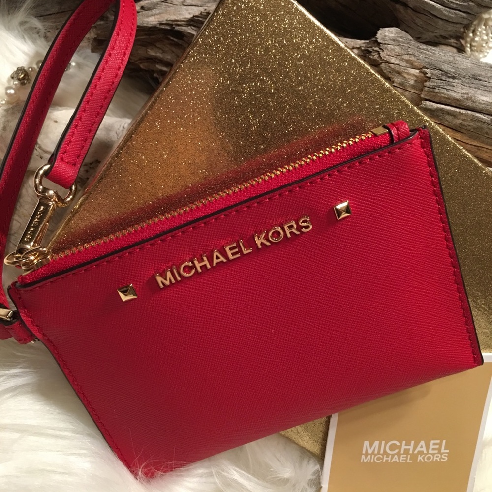 ♥️MICHAEL KORS® Red GORGEOUS Coin Wristlet♥️